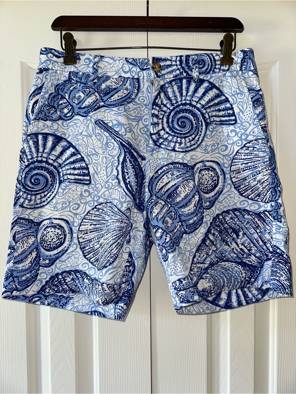 Lilly Pulitzer Men's Shell-Print Shorts